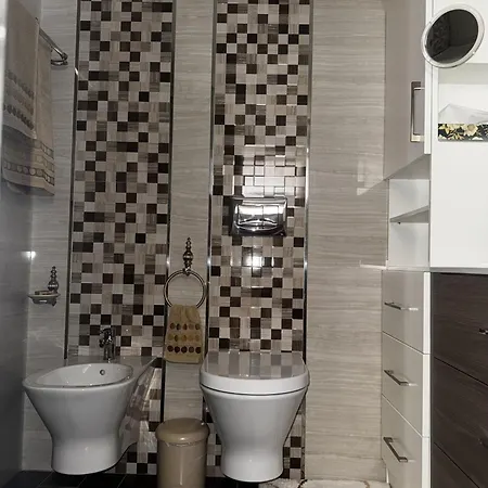 Prestige Flat By Holidays Appartamento