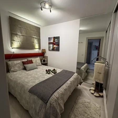 Prestige Flat By Holidays Appartamento