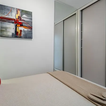 Prestige Flat Sea View By Holidays Apartament *