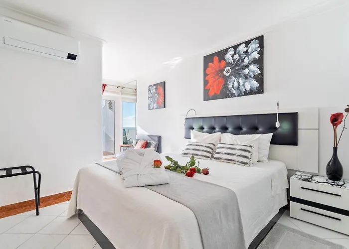 Prestige Flat Sea View By Albufeira Holidays Апартаменты Албуфейра