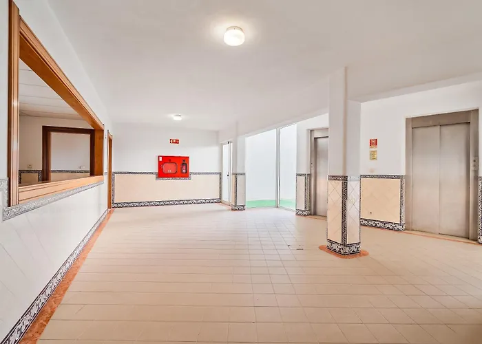 Prestige Flat Sea View By Albufeira Holidays Апартаменты Албуфейра